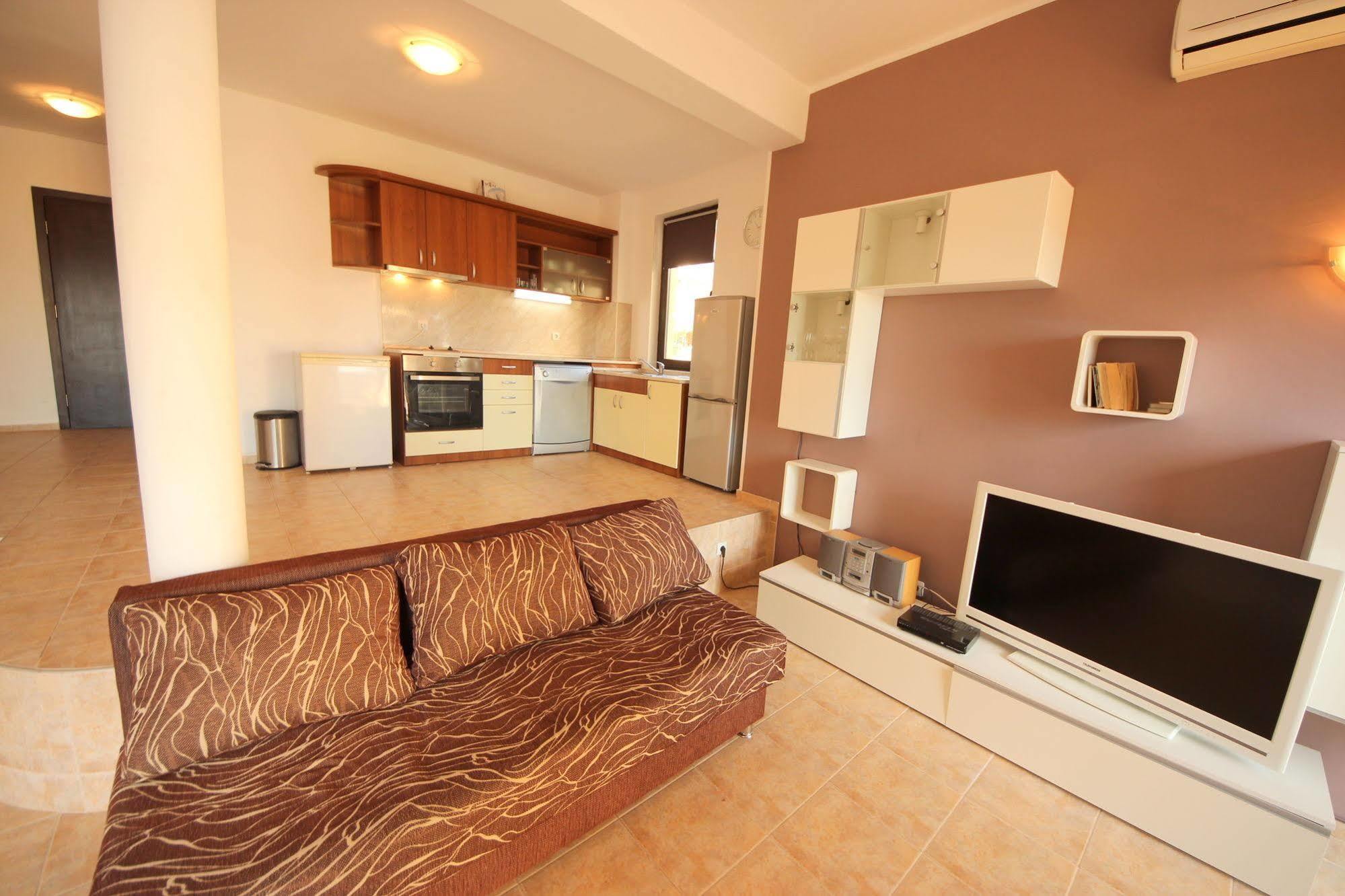 Menada Sunny Hill Villa Kosharitsa Exterior foto
